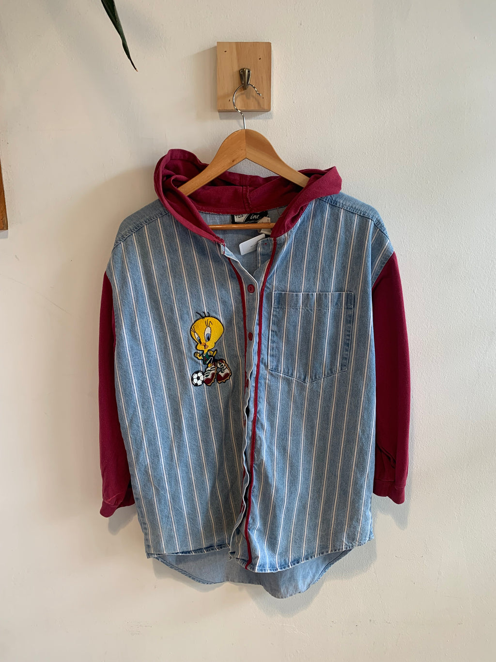 Vintage Tweety Bird Stripped Hoodie Shirt