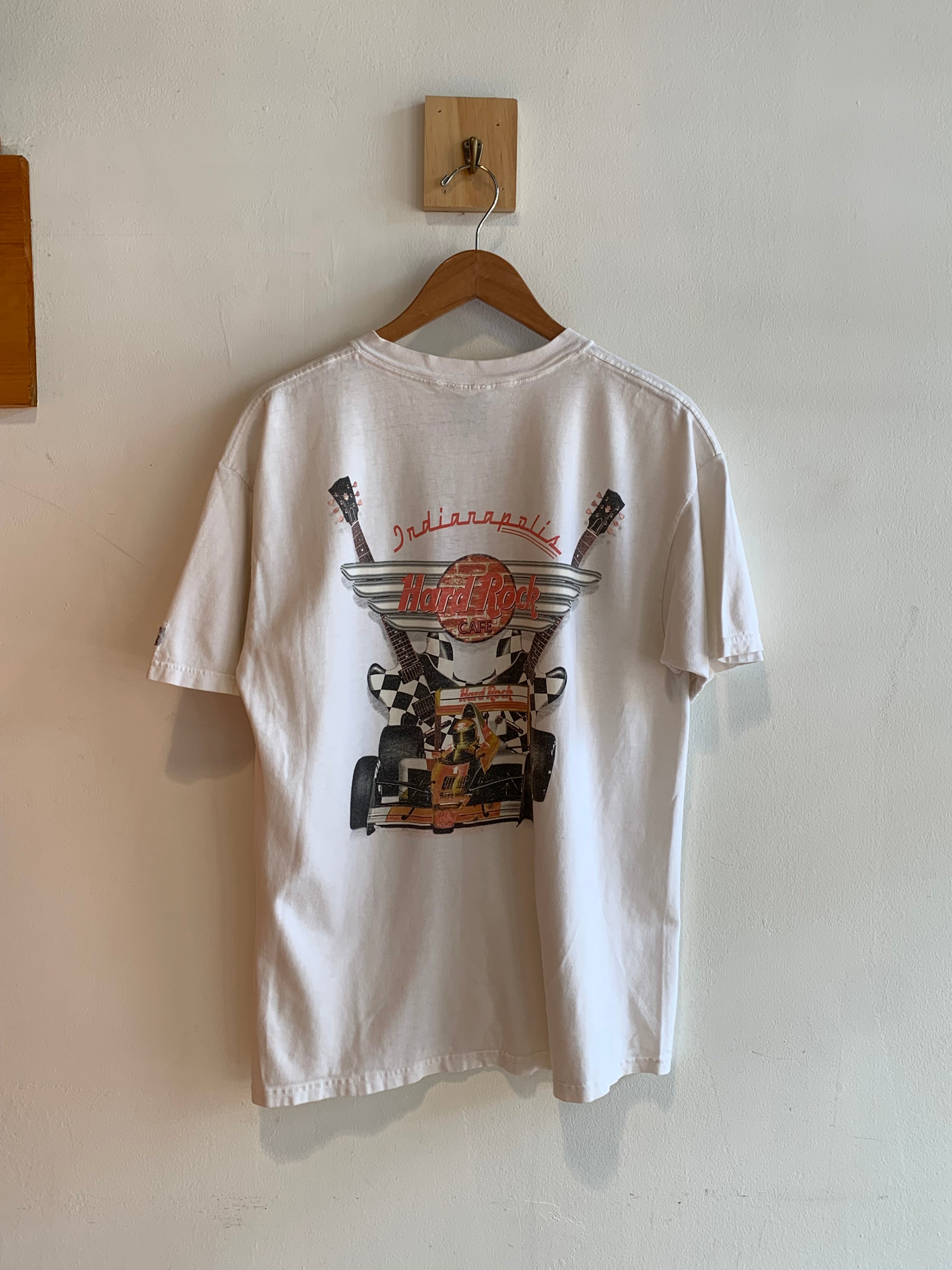 Vintage Hard Rock Cafe Indianapolis T-Shirt
