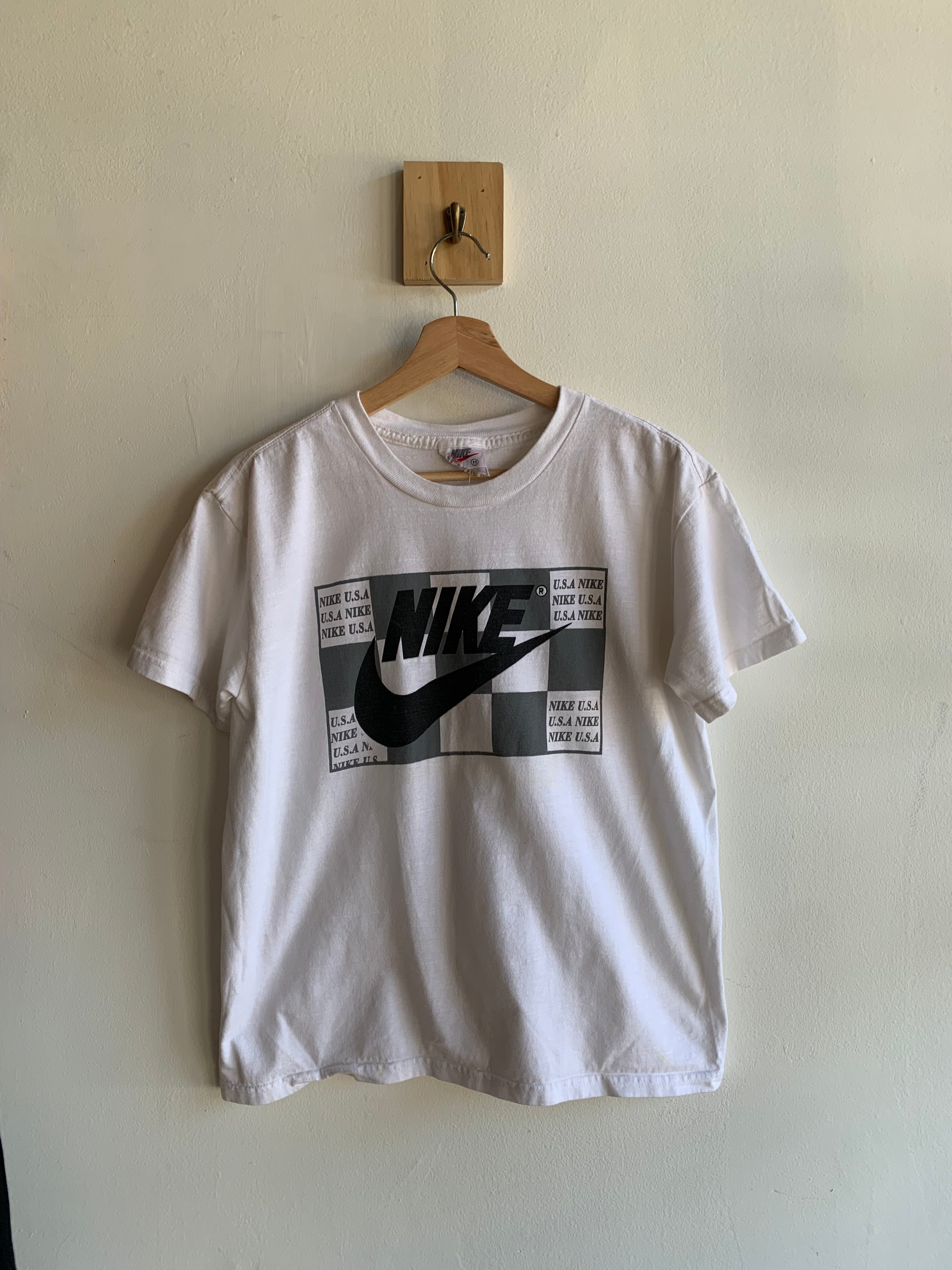 NIKE U.S.A. Graphic T-Shirt